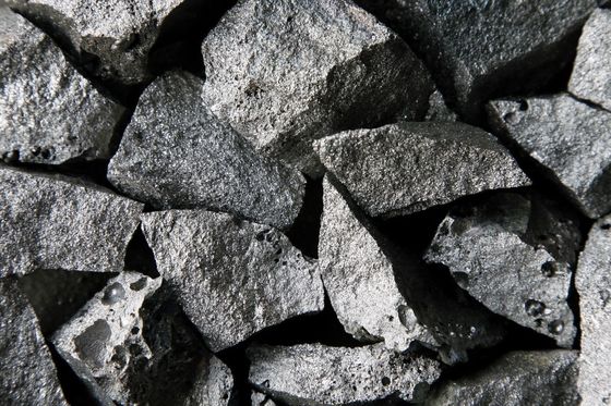 FeCr 55% 65% C4.0 Medium Carbon Ferro Chrome Iron Ore Foundry Grade Flux